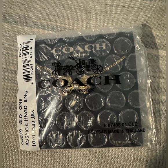 Coach Pave Bow necklace multicolored gold tone 16-22in New 🎀 - Picture 4 of 4